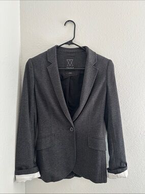 Talula Women’s Charcoal Gray Knit Blazer